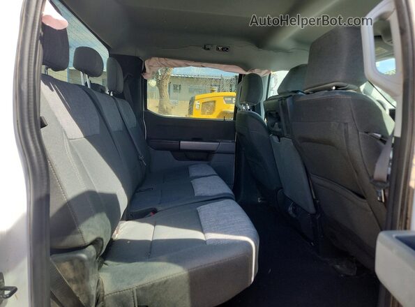 1FT8W2BT7REE82924 2024 FORD F250 White უკანა სავარძლების ხედი