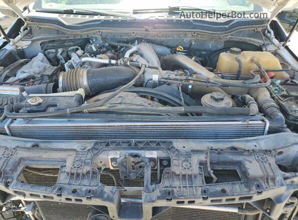1FT8W2BTXNEF38736 2022 FORD F250 White Սալոնի հետևի տեսք
