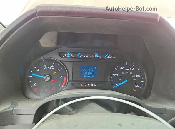1FT8W3B65NEC58366 2022 FORD F350 Red Vista del cuadro de instrumentos