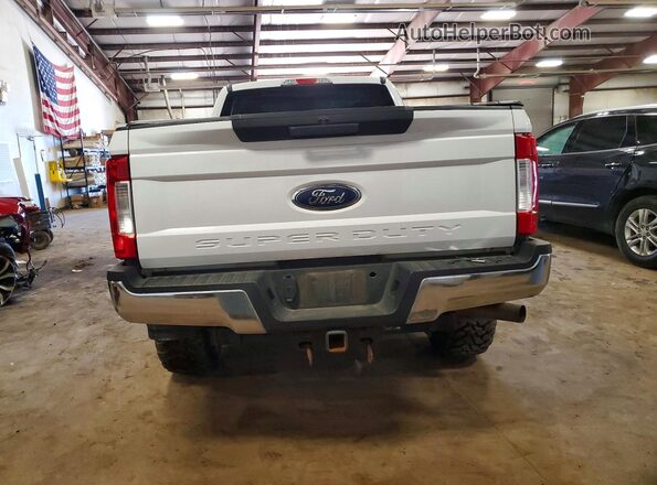1FT8W3B67KEC21119 2019 FORD F350 White Rear view