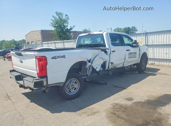 1FT8W3BA3SED98304 2025 FORD F350 White Rear right