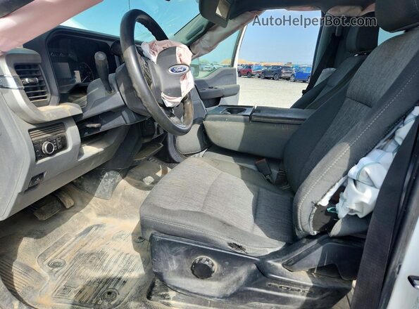 1FT8W3BA8PEC63004 2023 FORD F350 White Вид салону спереду