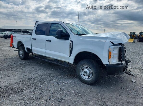1FT8W3BA8PEC63004 2023 FORD F350 White Передня права чверть