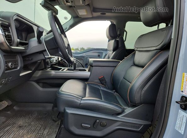 1FT8W3BM2TED75267 2026 FORD F350 Gray Вид салону спереду