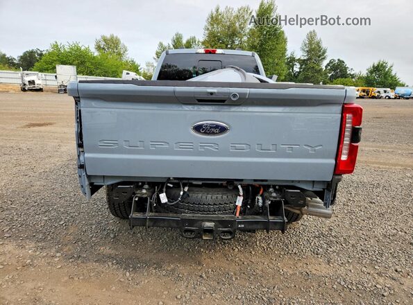 1FT8W3BM2TED75267 2026 FORD F350 Gray Вид ззаду