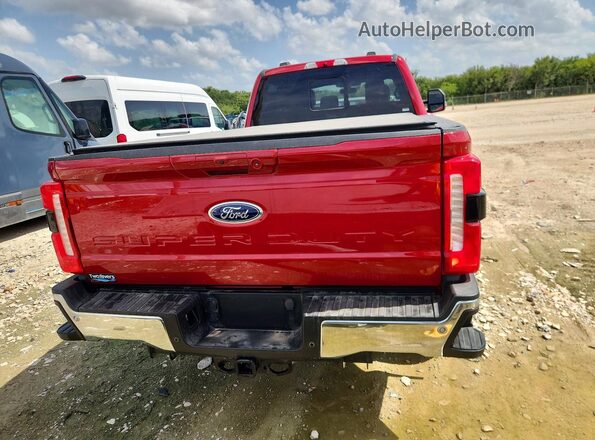 1FT8W3BN0RED37960 2024 FORD F350 Red Вид ззаду