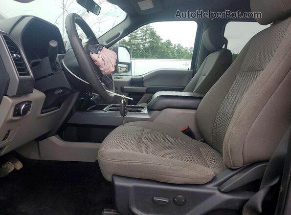 1FT8W3BN2LED51690 2020 FORD F350 Black Front interior view
