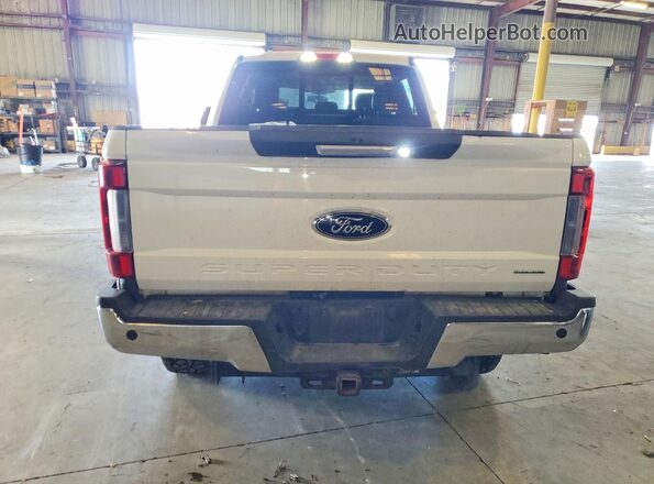 1FT8W3BT2JEB94786 2018 FORD F350 Белый Вид сзади