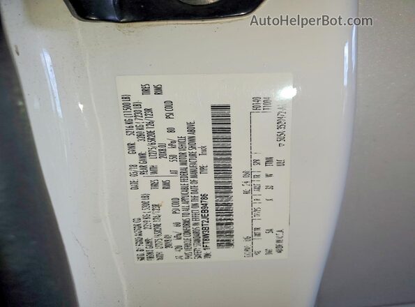1FT8W3BT2JEB94786 2018 FORD F350 Белый Вид подкапотного пространства