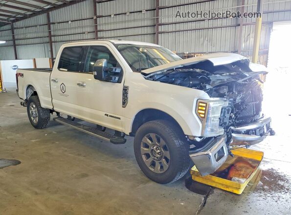 1FT8W3BT2JEB94786 2018 FORD F350 Белый Передняя правая четверть