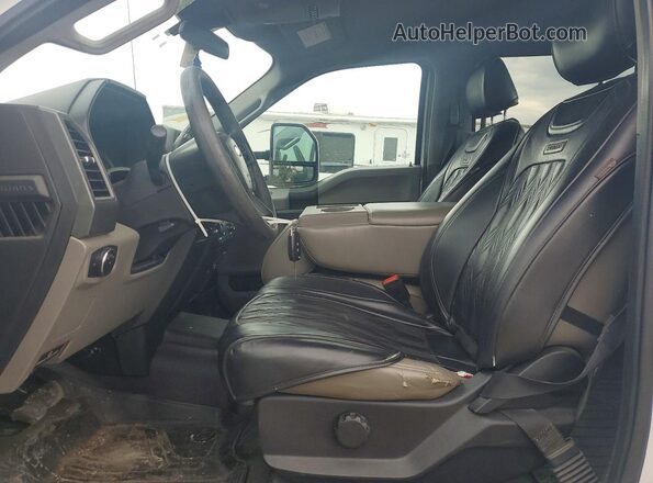 1FT8W3BT3MED04880 2021 FORD F350 White Vista interior delantera