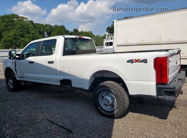 1FT8W3BT3PED42985 2023 FORD F350 White Trasero izquierdo