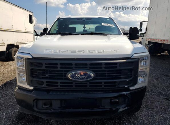 1FT8W3BT3PED42985 2023 FORD F350 White Vista frontal