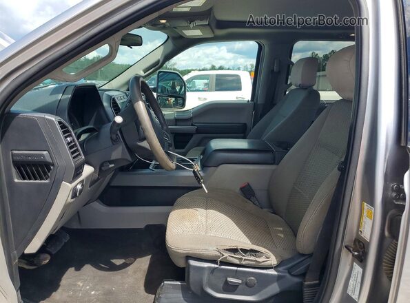 1FT8W3BT5LEE93983 2020 FORD F350 Silver Widok wnętrza z przodu
