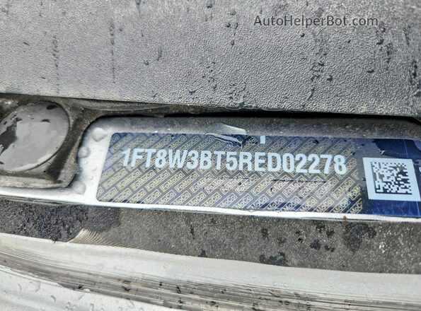 1FT8W3BT5RED02278 2024 FORD F350 Gray Widok komory silnika