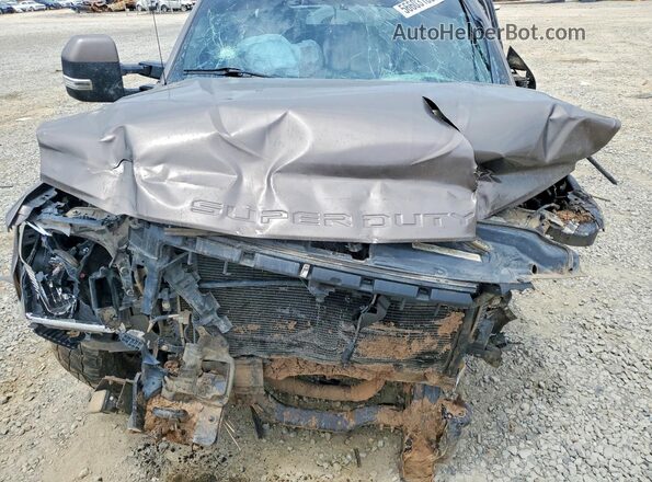 1FT8W3BT7LED14939 2020 FORD F350 Gray Սալոնի հետևի տեսք