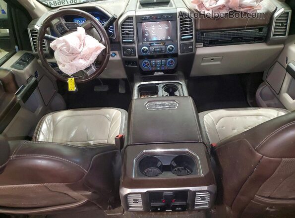 1FT8W3BT8KEF13402 2019 FORD F350 Red Вид панелі приладів