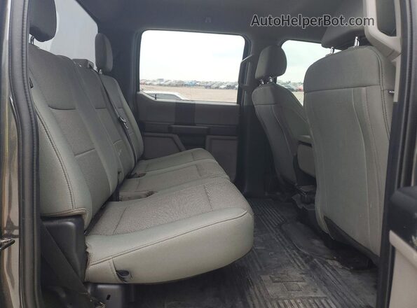 1FT8W3BTXLEE17546 2020 FORD F350 Серебряный Вид задних сидений