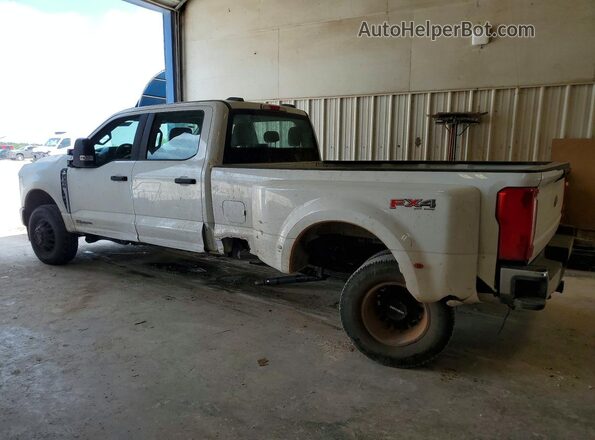 1FT8W3DT4REF58716 2024 FORD F350 White Trasero izquierdo