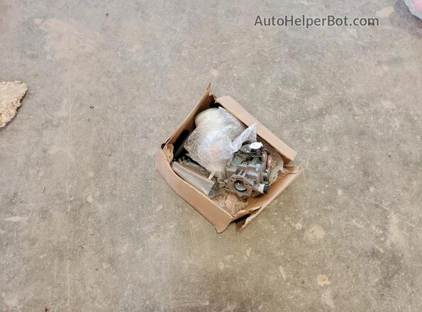 1FT8W3DT4REF58716 2024 FORD F350 White Vista del compartimento del motor