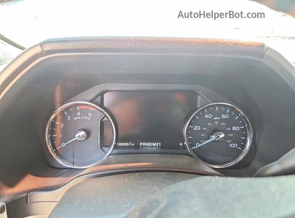 1FT8W3DT7KEE32386 2019 FORD F350 Silver Widok zestawu wskaźników