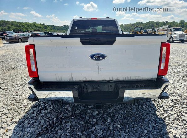 1FT8W3DTXRED20207 2024 FORD F350 White Widok z tyłu