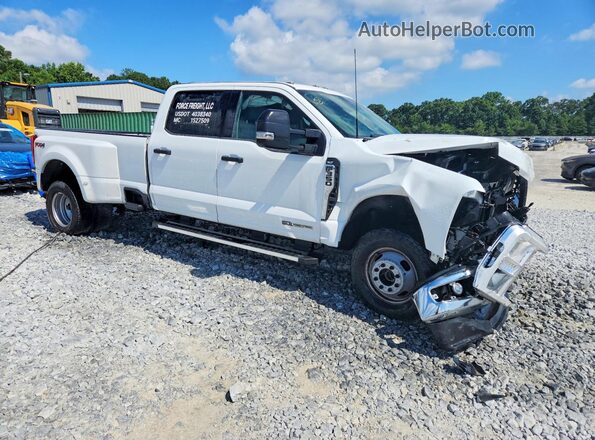 1FT8W3DTXRED20207 2024 FORD F350 White Przód prawy