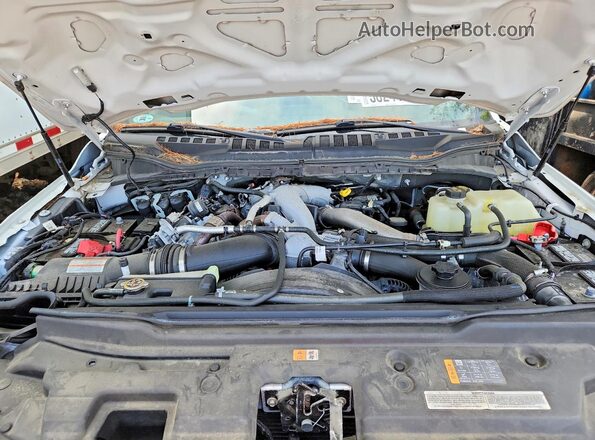 1FT8W4DT4LEE71752 2020 FORD F450 White Rear interior view