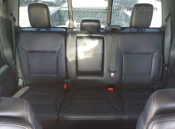 1FT8W4DT5SED24032 2025 FORD F450 White Vista de los asientos traseros