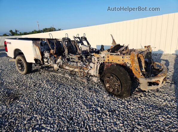1FT8X2BA0PED14826 2023 FORD F250 Белый Передняя правая четверть