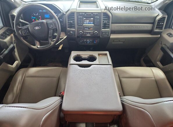 1FT8X3BT3JEB36683 2018 FORD F350 White Vista del salpicadero
