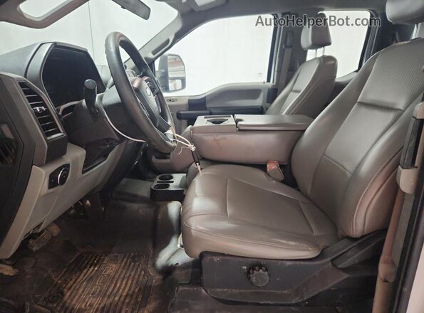 1FT8X3BT3JEB36683 2018 FORD F350 White 