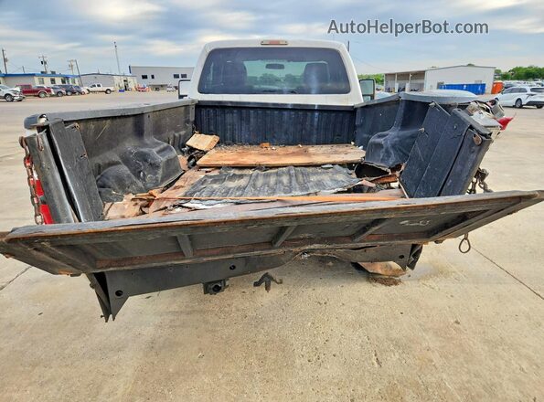 1FTBF2A60GEC02372 2016 FORD F250 White Widok z tyłu