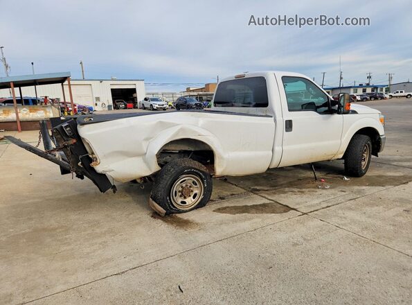 1FTBF2A60GEC02372 2016 FORD F250 White Tył prawy