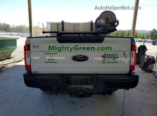 1FTBF2A64KEE62668 2019 FORD F250 White Widok z tyłu