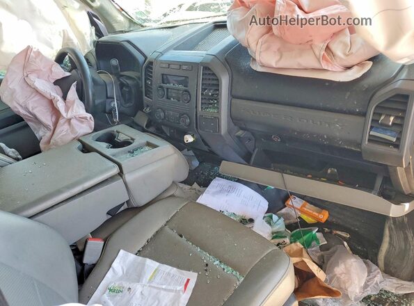 1FTBF2A64KEE62668 2019 FORD F250 White Widok deski rozdzielczej