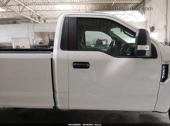 1FTBF2A6XLEE70016 2020 FORD F-250 Белый Вид наклейки с VIN-кодом