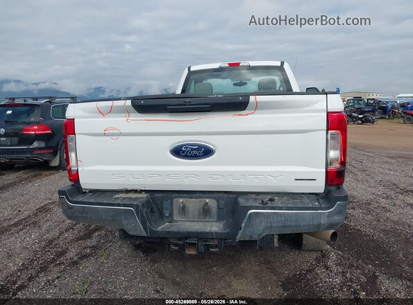 1FTBF2B63JEC83776 2018 FORD F-250 White 