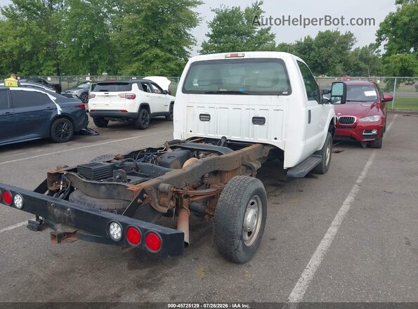 1FTBF2B66GEA18892 2016 FORD F-250 White Rear right