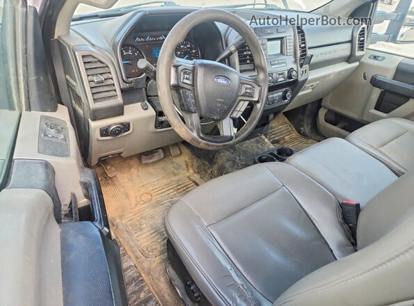 1FTBF2B66LEE88236 2020 FORD F250 Белый Вид панели приборов