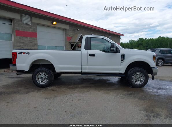1FTBF2B67JEC84090 2018 FORD F-250 White Vista interior trasera