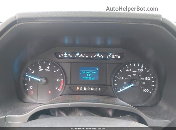 1FTBF2B67JEC84090 2018 FORD F-250 White Vista de los asientos traseros