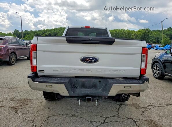 1FTBF2B67KEE71881 2019 FORD F250 Белый Вид сзади