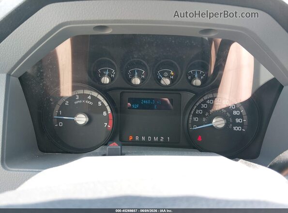 1FTBF2B68GED02833 2016 FORD F-250 White Հետևի նստատեղերի տեսք