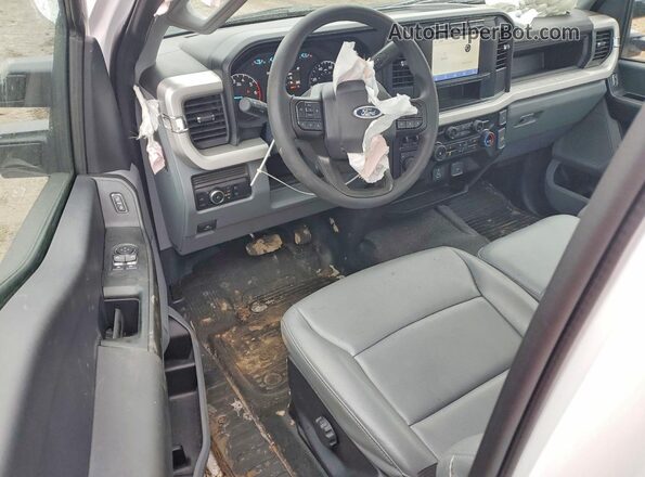 1FTBF2BA7RED55630 2024 FORD F250 White Dashboard view