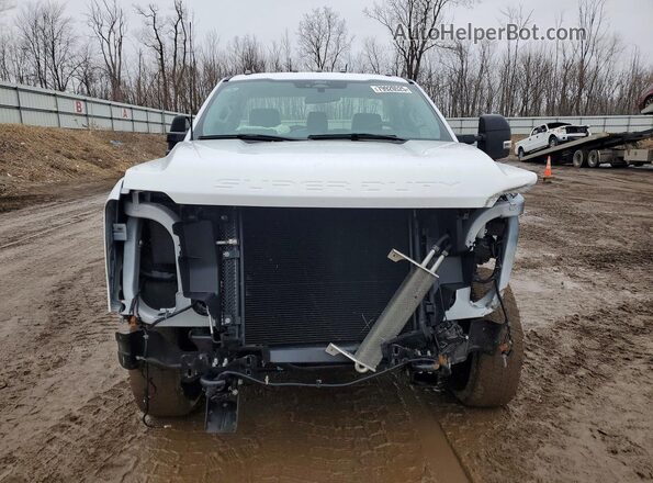 1FTBF2BA7RED55630 2024 FORD F250 White Front view