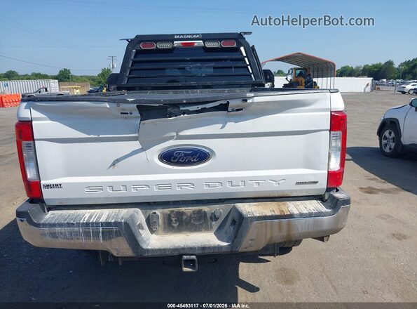 1FTBF3B68HEC19104 2017 FORD F350 White 