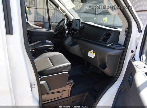 1FTBR1X86TKA65525 2026 FORD TRANSIT-250 White Widok wnętrza z przodu