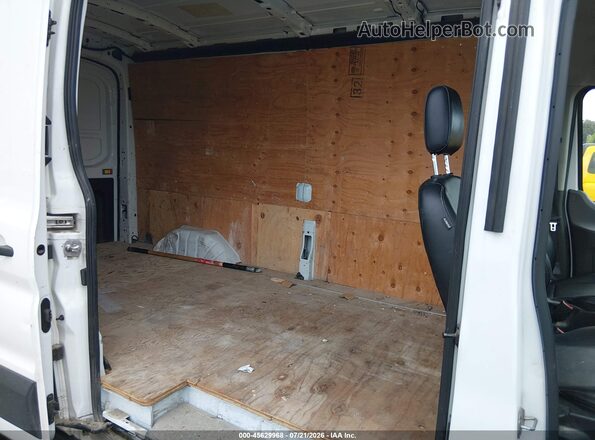 1FTBR2C86RKA07628 2024 FORD TRANSIT-250 White VIN კოდის სტიკერის ხედი