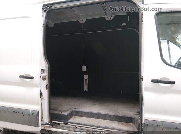 1FTBR2X84NKA63863 2022 FORD TRANSIT-250 White VIN կոդի պիտակի տեսք